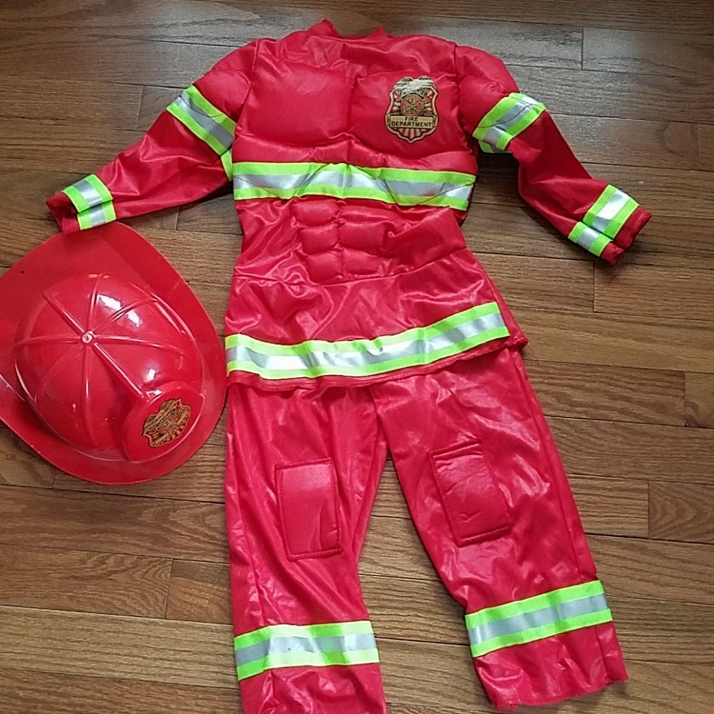 Costume